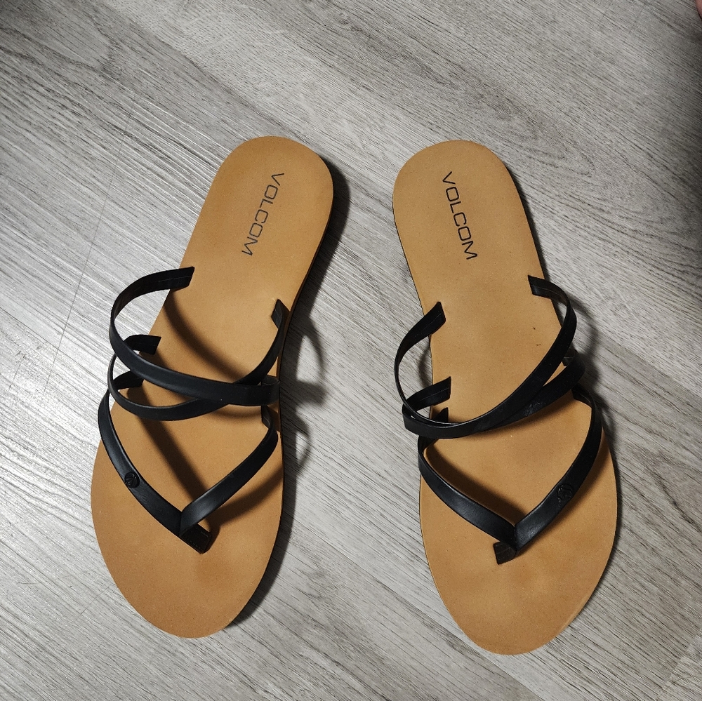 Volcom flip flops